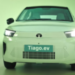 Tata Tiago EV 2026 (Facelift) का अंदरूनी लुक — नई फ्री‑फ्लोटिंग स्क्रीन, रियर AC vents और 360° कैमरा पक्की