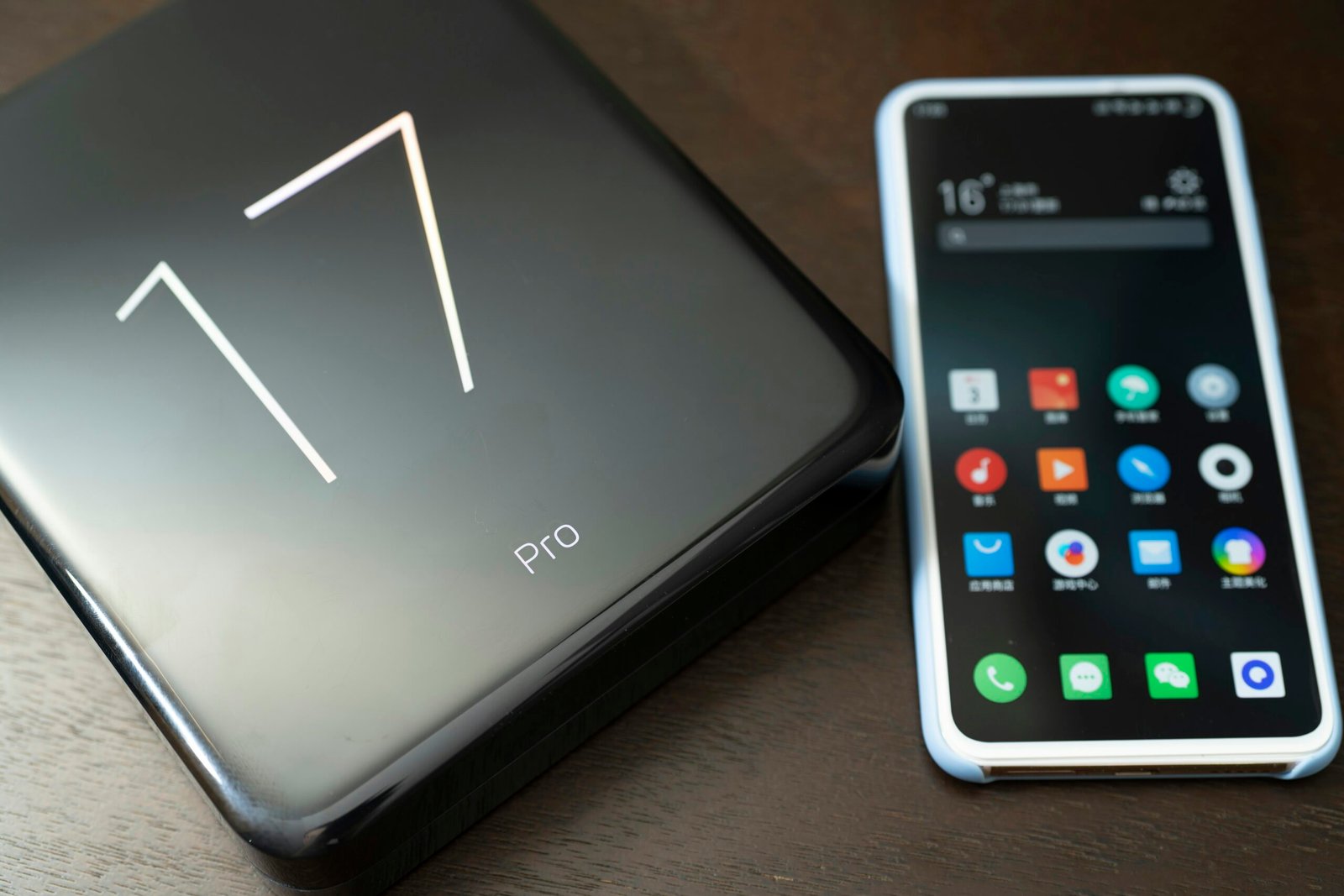 Home 39 Exploring the OPPO 15 Pro Max: Features, Performance, and Value
